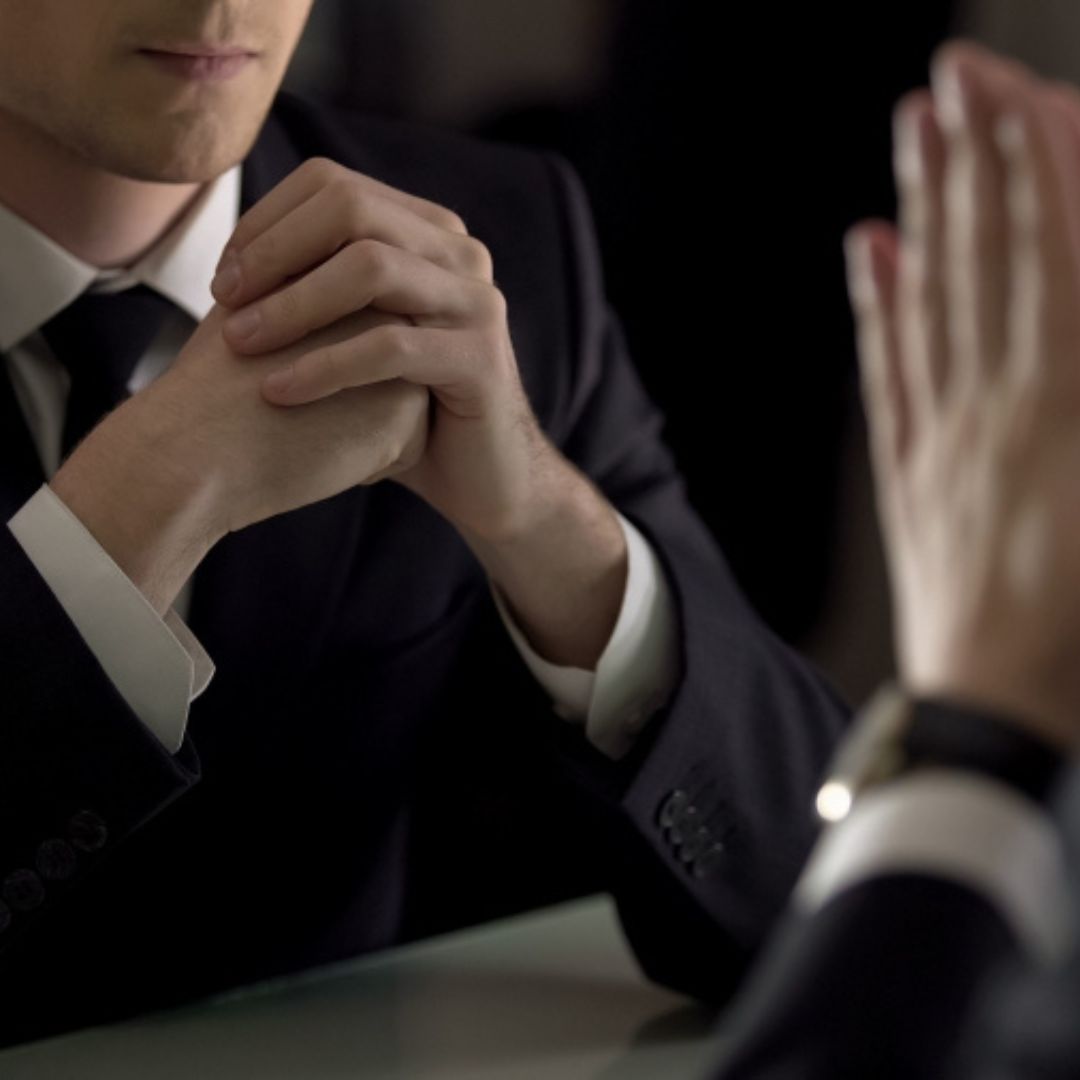 Discussion between client and attorney